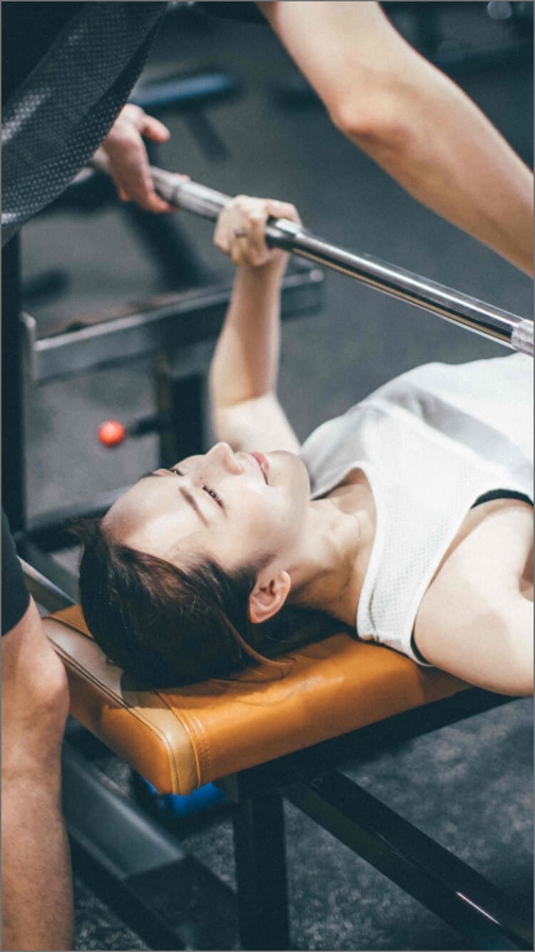 パーソナルトレーナーが理想の身体作りをトータルサポート FORCE GYM 24HOUR FITNESS CENTER